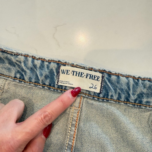 We The Free Palmer Cuffed Jeans (ONLY WORN ONCE) - Picture 5 of 5